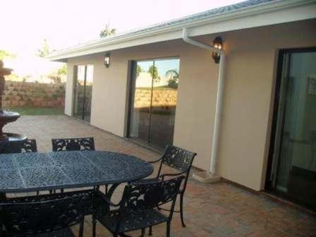 Avalon Guest House Amanzimtoti Exterior foto