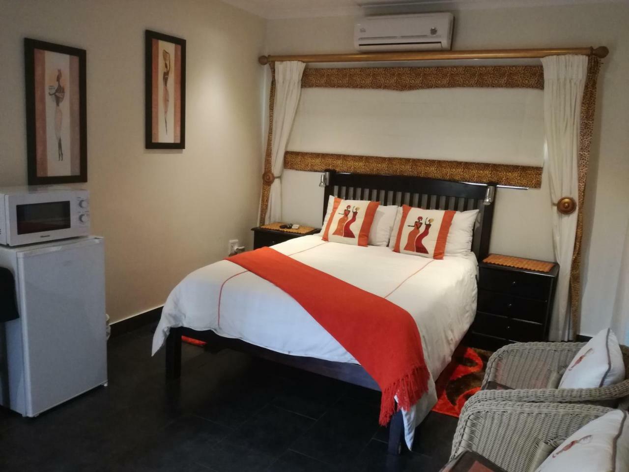Avalon Guest House Amanzimtoti Exterior foto