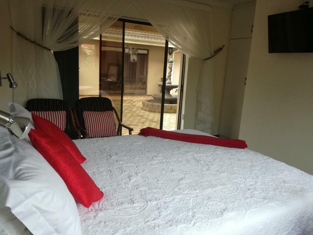 Avalon Guest House Amanzimtoti Exterior foto
